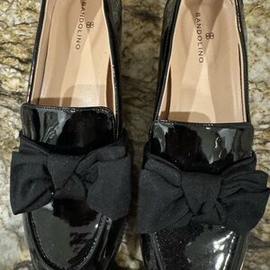 The Bandolino® loafer with chic bow